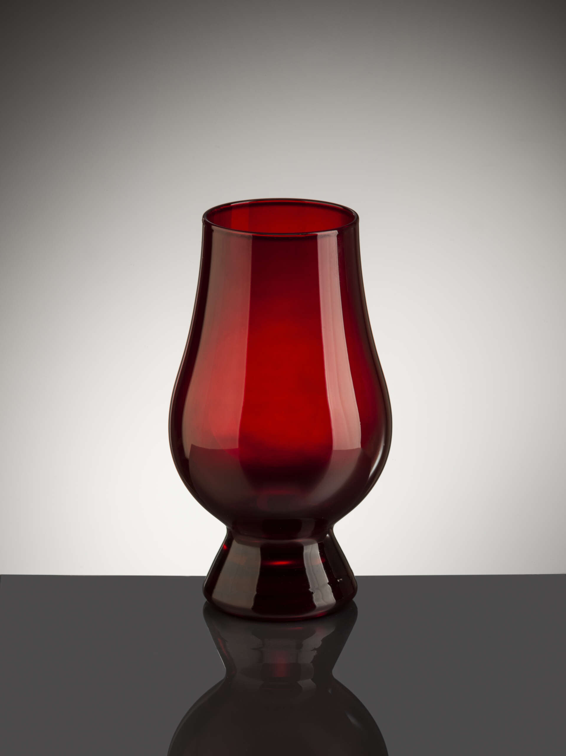 Rødt Glencairn glass